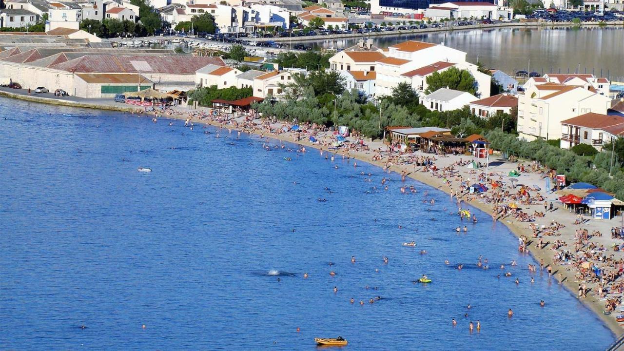 Apartment Plemic Паг Екстериор снимка