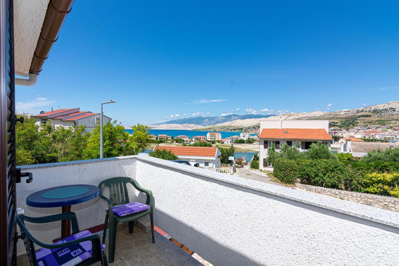 Apartment Plemic Паг Екстериор снимка