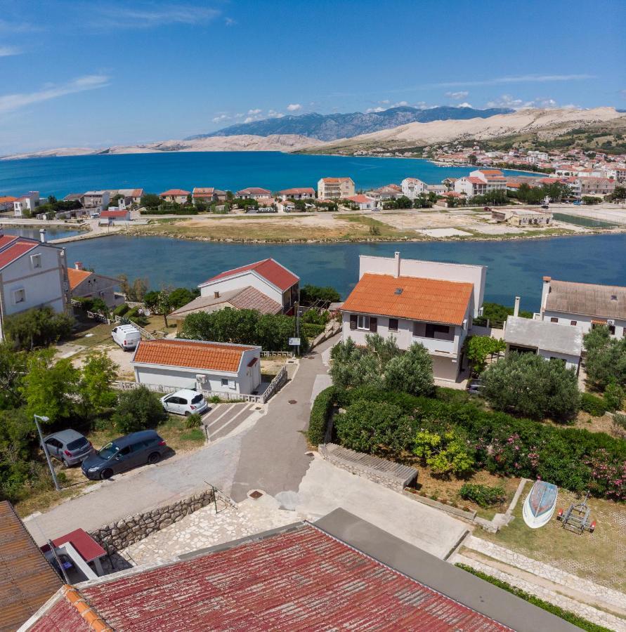 Apartment Plemic Паг Екстериор снимка