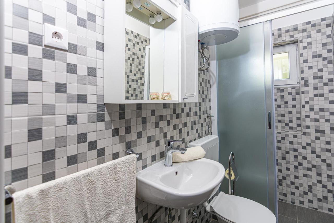 Apartment Plemic Паг Екстериор снимка