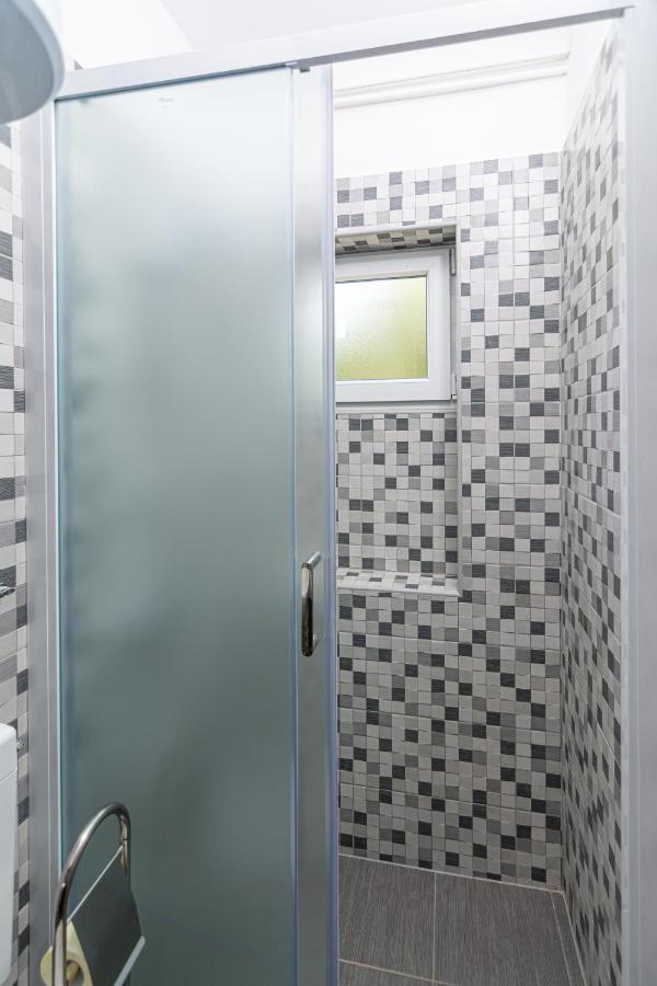 Apartment Plemic Паг Екстериор снимка