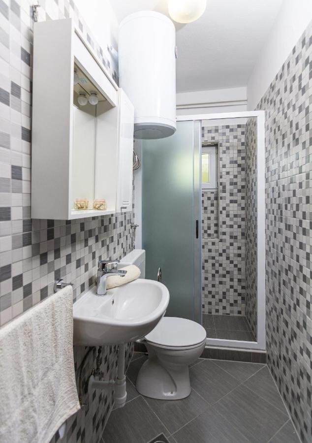 Apartment Plemic Паг Екстериор снимка