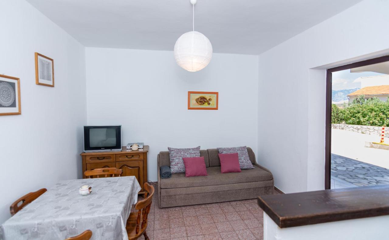 Apartment Plemic Паг Екстериор снимка