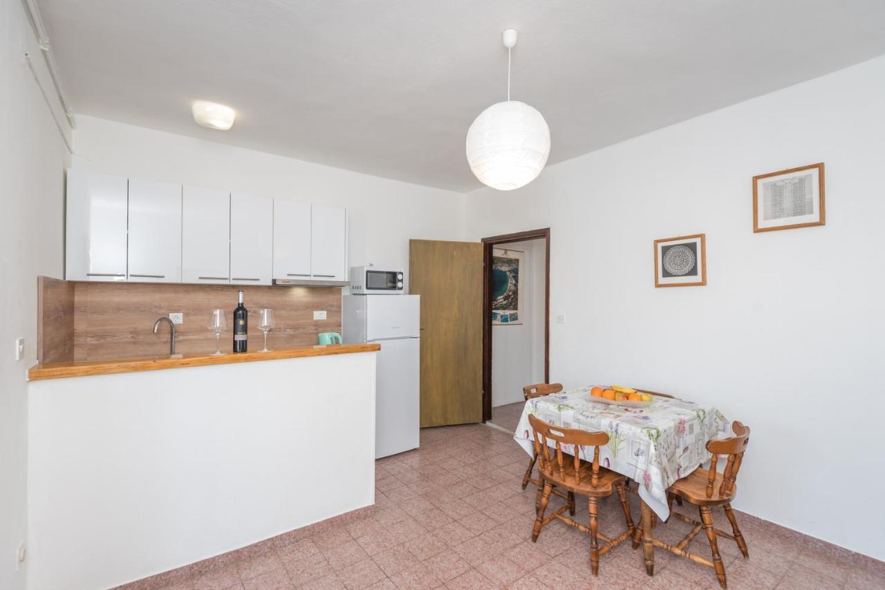 Apartment Plemic Паг Екстериор снимка