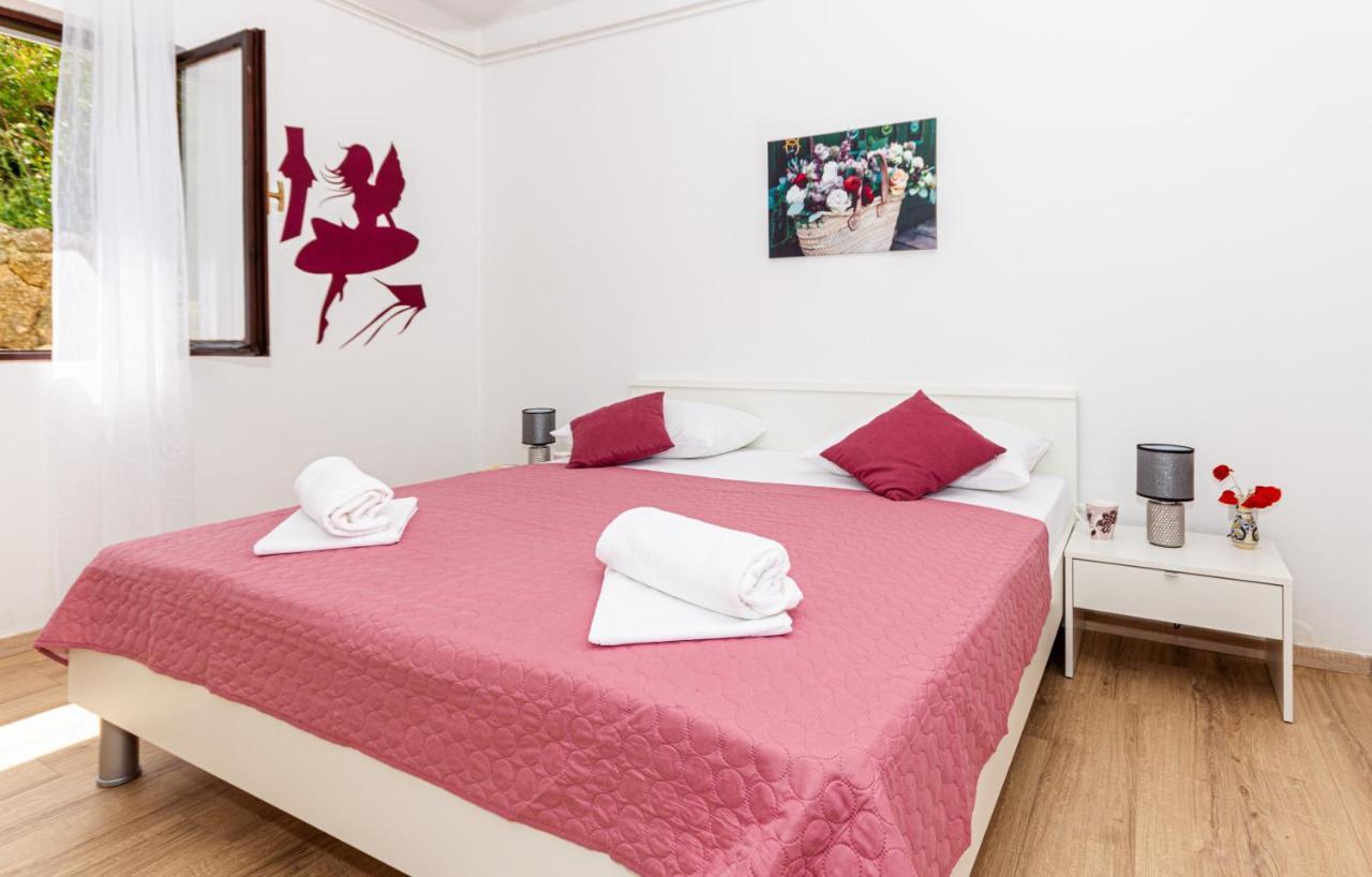 Apartment Plemic Паг Екстериор снимка