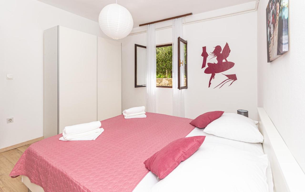 Apartment Plemic Паг Екстериор снимка